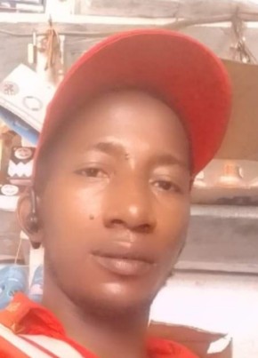 Barry, 19, Liberia, Monrovia