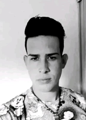 Christian, 23, República de Cuba, La Habana