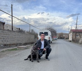 Samvel, 19, Ararat