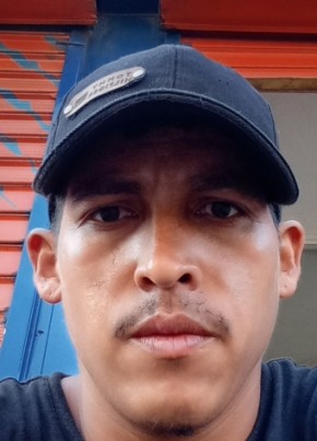 Juan из Santafe de Bogotá 33 года