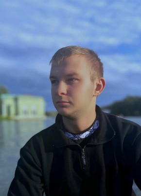Женя из Санкт-Петербурга 22 года