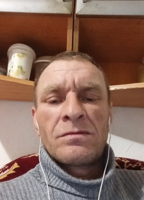 Евгений. из Новопокровки 18 лет