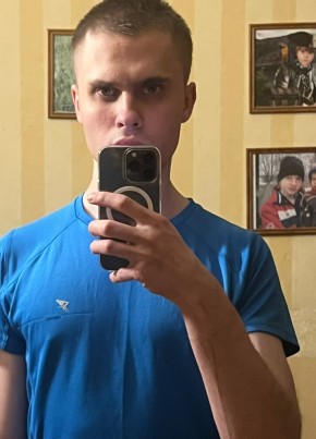 Илья из Калининграда 22 года