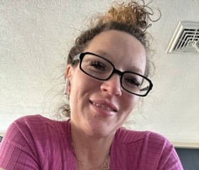 Alice Walton, 35, Frankfurt am Main