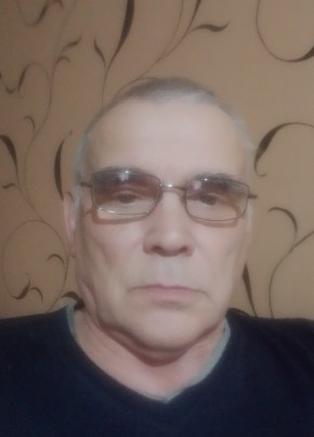Александр из Курска 62 года