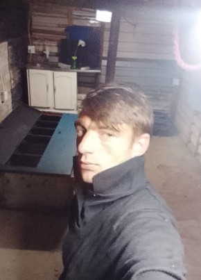 Tony из Benoni 24 года