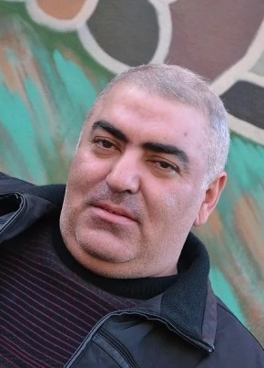 James из Naaldwijk 57 лет