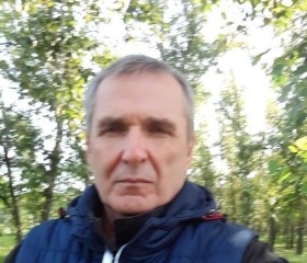Анатолий, 64 года, Красноярск