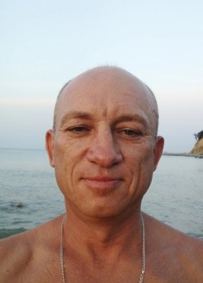Олег из Азова 46 лет