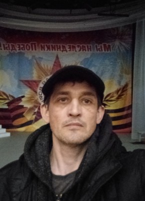 Роман из Архангельска 44 года
