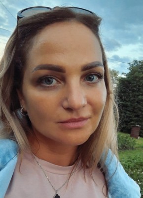 Анна, 44, Россия, Псков
