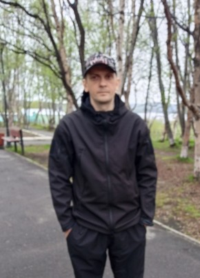 Сергей из Мурманска 34 года