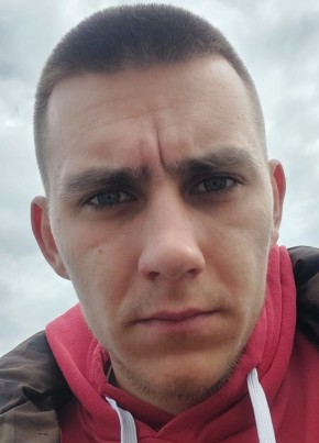 Роман из Алчевска 27 лет
