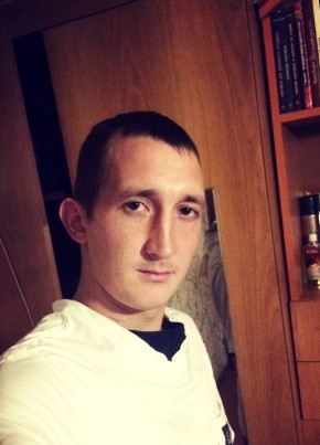 Максим, 29, Россия, Сорочинск