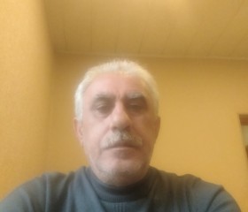 Fuad Mustafaev, 55, Yeni Suraxani