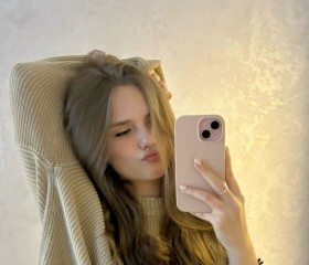 Anna, 25, Vladivostok