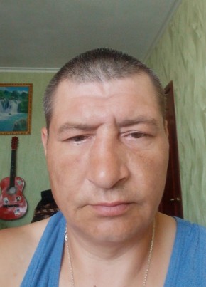 Дмитрий из Саранска 44 года