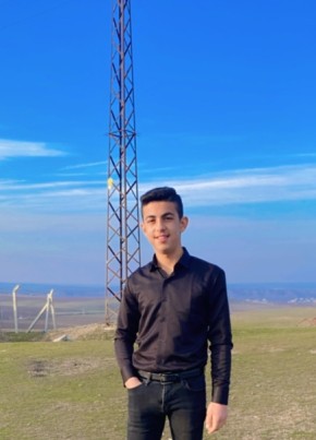Ozan, 19, Turkey, Bismil