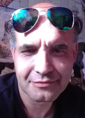 Константин Симонов из Москвы 54 года