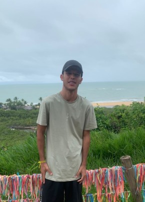 Rafael Rodrigues из Campos Gerais 28 лет