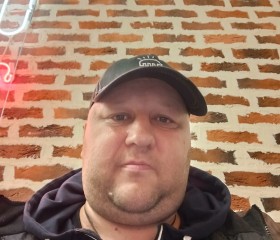 Yuriy, 41, Saint Petersburg