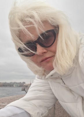Ирина из Санкт-Петербурга 48 лет