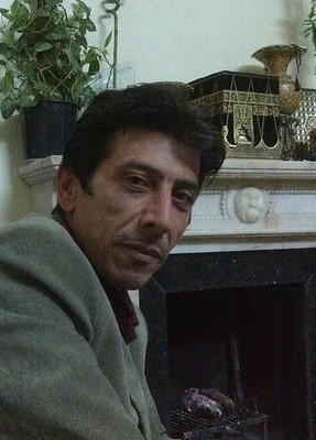 Omar, 58, République Française, Saumur