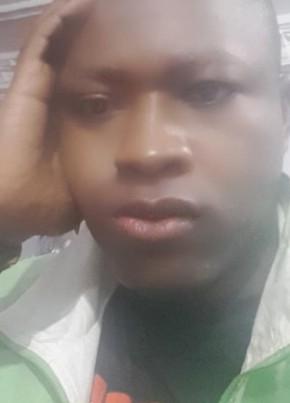 Elvis, 22, Cameroon, Bamenda
