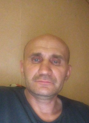 Александр из Магадана 48 лет