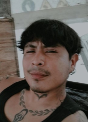 Luis, 20, Mexico, San Miguel de Cozumel
