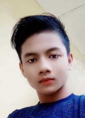 Putra bungsu, 18, Indonesia, Kota Denpasar