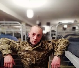 Анатолий, 48 лет, Чернівці