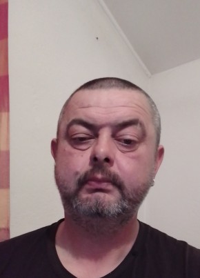 Edin, 44, Bosna i Hercegovina, Sarajevo