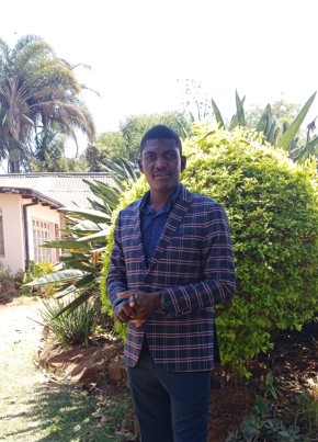 Terry B из Harare 36 лет