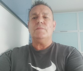José Manuel, 62, Santander