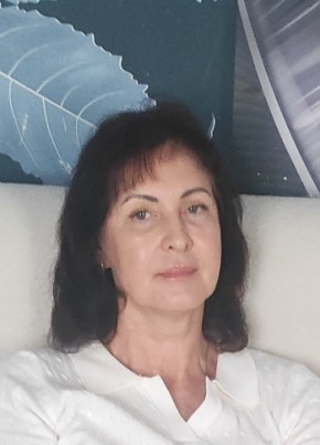 Светлана из Саратова 55 лет