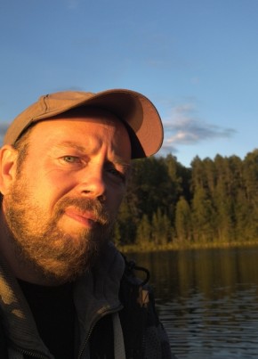 Владимир из Петрозаводска 44 года