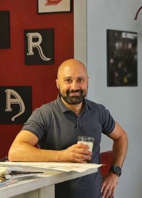 Robert из Parma 42 года