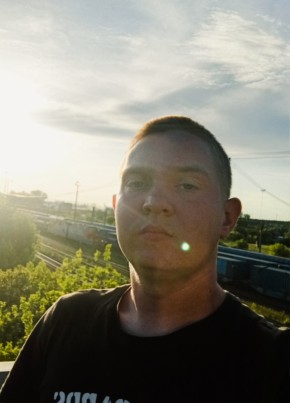 Валерий из Иркутска 19 лет