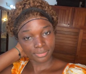Fabuela, 27, Douala