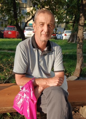 Олег из Хабаровска 62 года