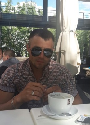 Данил, 41, Россия, Сургут