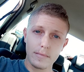 CT, 31, Oakland Park