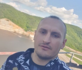 Semen Kutukov, 34, Baymak