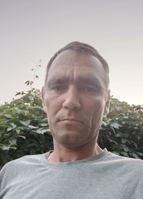 Виталий из Духовщины 44 года