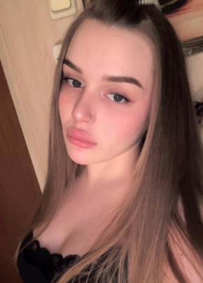 валерия из Саратова 19 лет