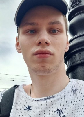 Алекс из Москвы 25 лет