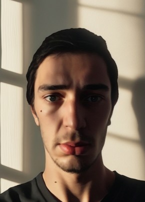 Максим