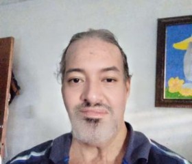 Emilio, 60, Santo Domingo