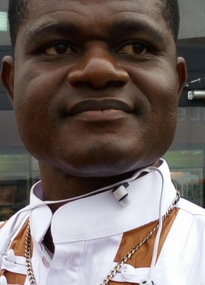 Ebénézer, 53, Republic of Cameroon, Douala